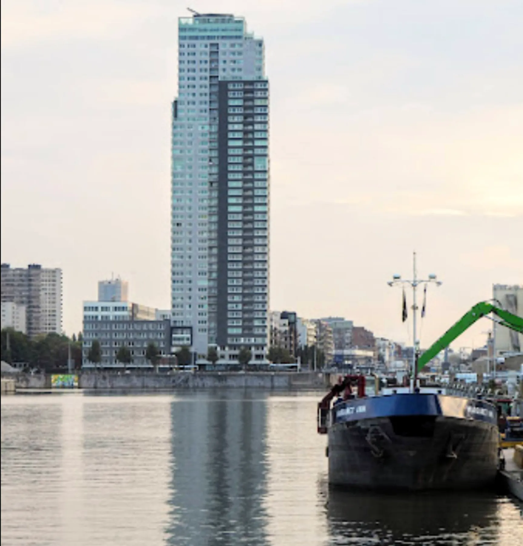 The residential tower by the canal